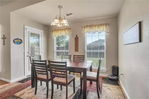 512 Peacock Cir, Altus, OK 73521 photo 24