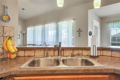 512 Peacock Cir, Altus, OK 73521 photo 21