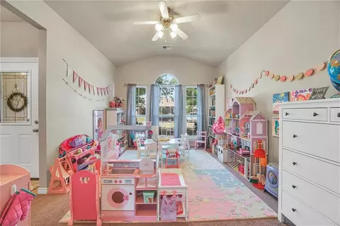 512 Peacock Cir, Altus, OK 73521 photo 9