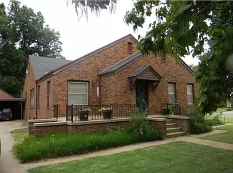 431 S 10th, Clinton, OK 73601