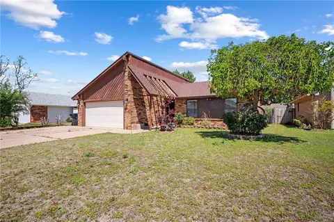 116 Marrgate Dr, Yukon, OK 73099 photo 2