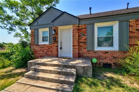 2228 NE 19th St, Oklahoma City, OK 73111