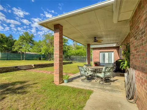 105 Brenda Ln, Mcloud, OK 74851 photo 33