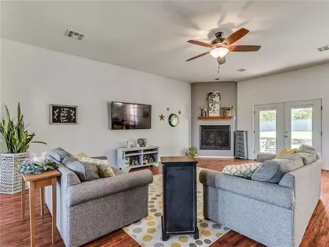 105 Brenda Ln, Mcloud, OK 74851 photo 7