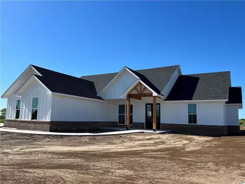 41912 Hazel Dell Rd, Shawnee, OK 74804