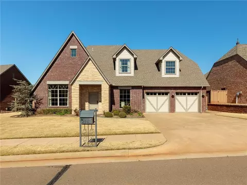 2841 Silvercliffe Dr, Edmond, OK 73012