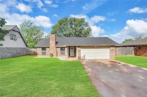213 Cedar Ave, Elk City, OK 73644