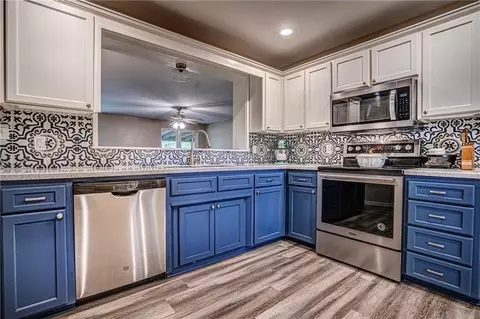 1726 S Jensen Ave, El Reno, OK 73036