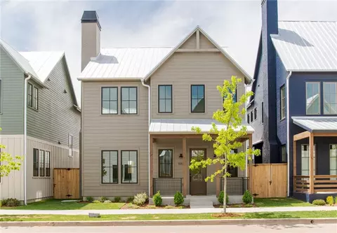1913 Pioneer St, Oklahoma City, OK 73108