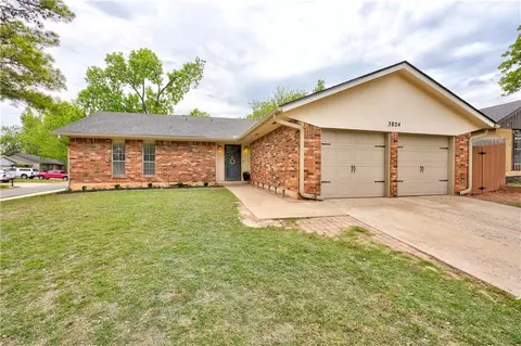 3824 NE 143rd St, Edmond, OK 73013