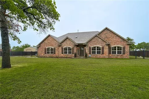 12084 Eastwood Dr, Choctaw, OK 73020
