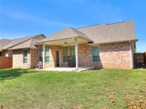 2120 Avondale Dr, Moore, OK 73160 photo 33