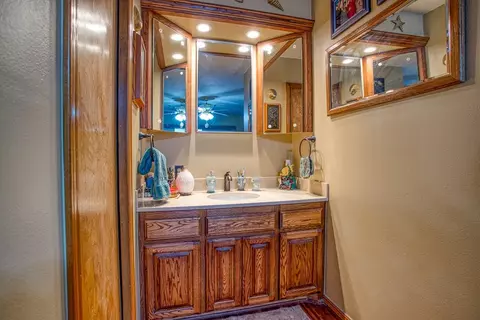 208 Rice Dr, Watonga, OK 73772 photo 12