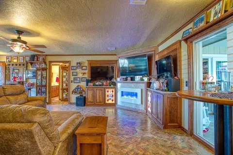 208 Rice Dr, Watonga, OK 73772 photo 6