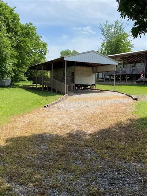 63 Cedar Rdg, Sulphur, OK 73086