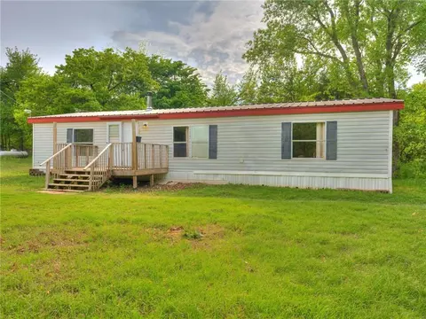 2500 E Oak Ln, Guthrie, OK 73044 photo 2