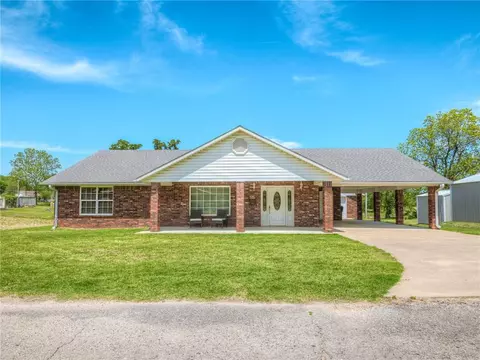 215 Belt St, Eufaula, OK 74432