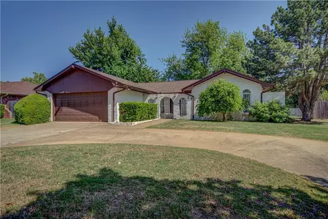 3819 Bellwood Dr, Norman, OK 73072