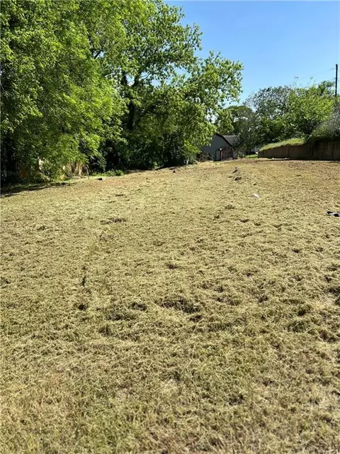 211 E 7th St, Chandler, OK 74834 photo 3