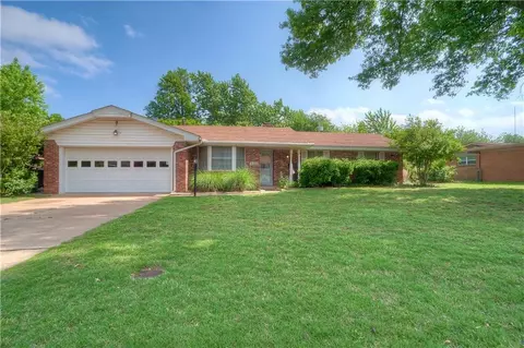 4325 SE 12th St, Del City, OK 73115