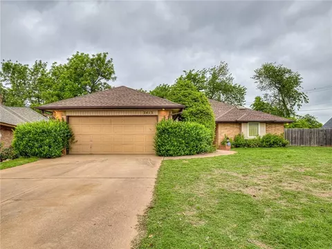 2413 Santa Fe Cir, Edmond, OK 73012