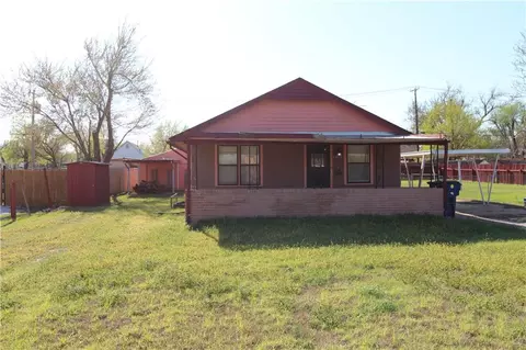 1512 S Choctaw Ave, El Reno, OK 73036