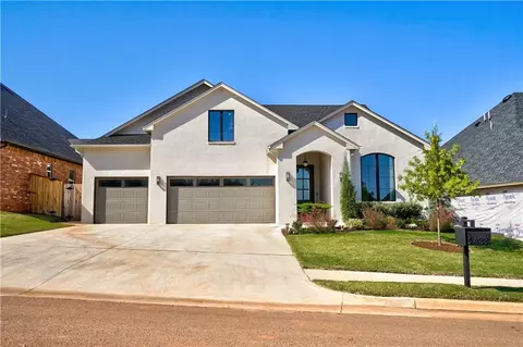 2433 Amante Ct, Edmond, OK 73034