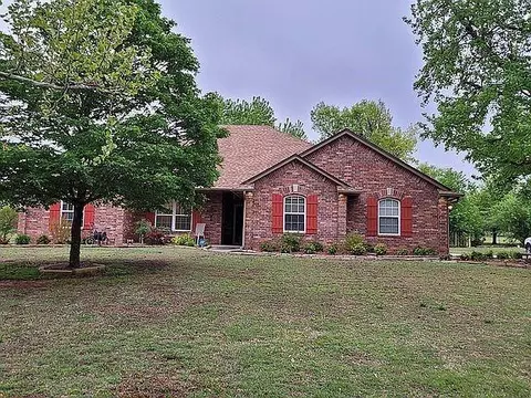 831 Oaklawn Dr, Tuttle, OK 73089 photo 5