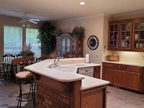 831 Oaklawn Dr, Tuttle, OK 73089 photo 13