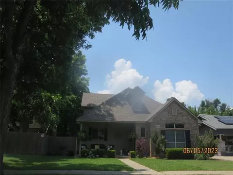 4703 N College Ave, Bethany, OK 73008