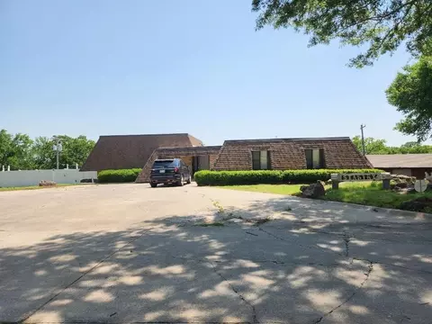 1923 Oakridge Dr, Seminole, OK 74868