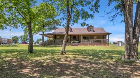 17248 N County Road 3330, Stratford, OK 74872