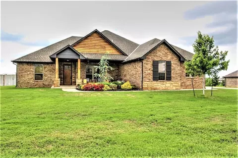 986 County Street 2983, Blanchard, OK 73010