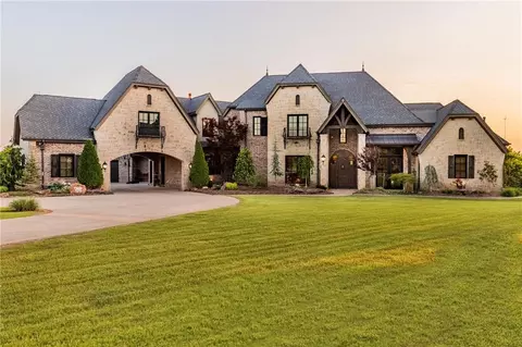 5000 Carrington Pl, Oklahoma City, OK 73131