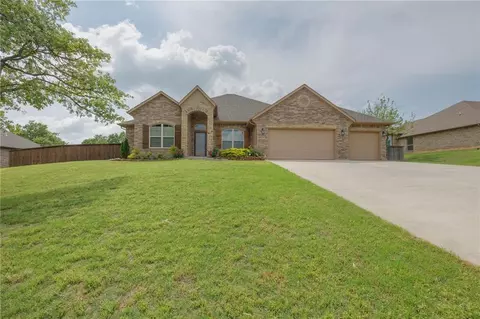 12545 Smokey Rdg, Guthrie, OK 73044