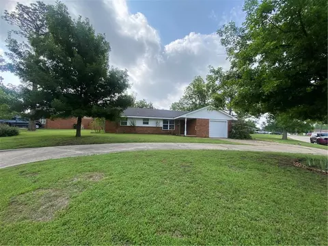 132 Mimosa Dr, Norman, OK 73069