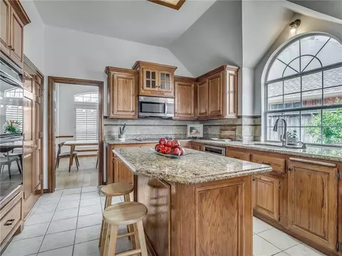809 Cedarbrook Dr, Norman, OK 73072 photo 5