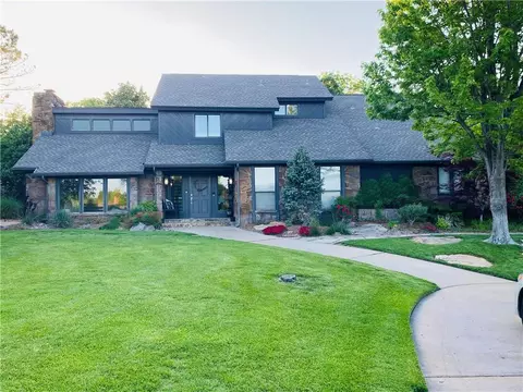 12721 Oakdale View Dr, Edmond, OK 73013