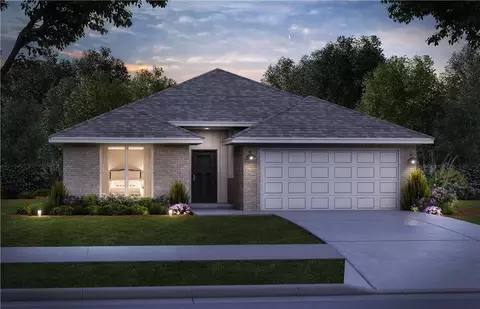 900 Shady Grove Ln, Harrah, OK 73045