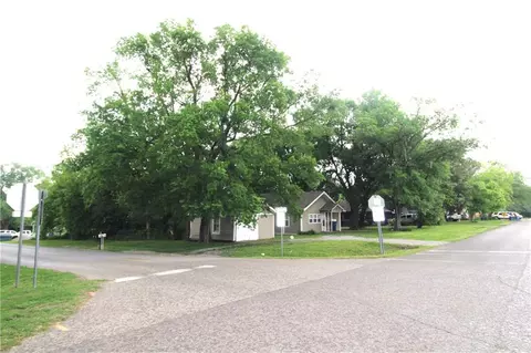 301 S 5th St, Noble, OK 73068