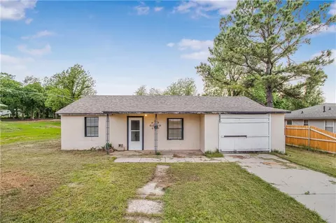 2009 N Draper Ave, Choctaw, OK 73020