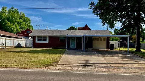 404 Etowah Rd, Noble, OK 73068