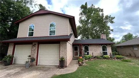 1710 Cambridge Dr, Norman, OK 73069