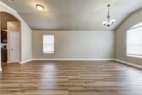 4408 Eagle Owl Dr, Norman, OK 73072 photo 8