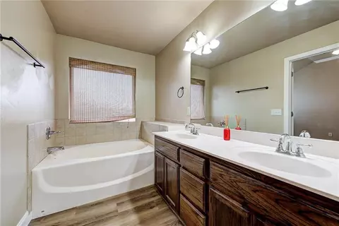 4408 Eagle Owl Dr, Norman, OK 73072 photo 33