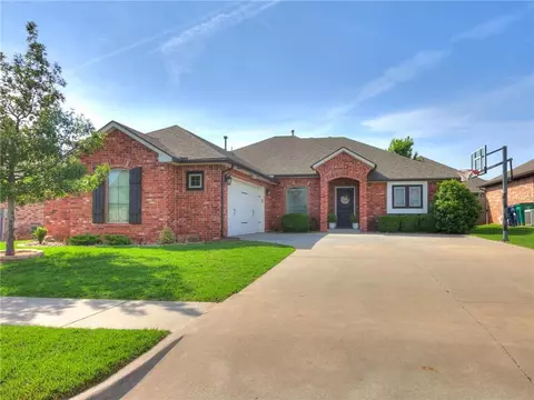 3248 Orchard Ave, Edmond, OK 73012