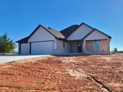 2315 Greys Harbor Rd, Blanchard, OK 73010