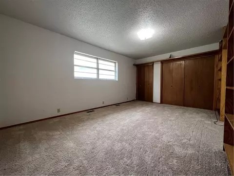105 E Maple St, Tuttle, OK 73089 photo 13