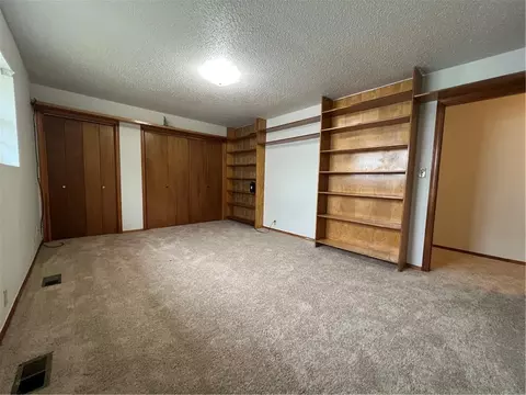105 E Maple St, Tuttle, OK 73089 photo 14