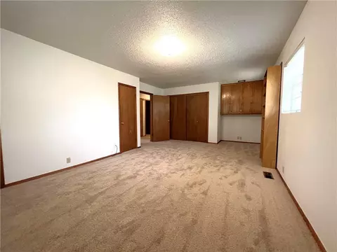 105 E Maple St, Tuttle, OK 73089 photo 19